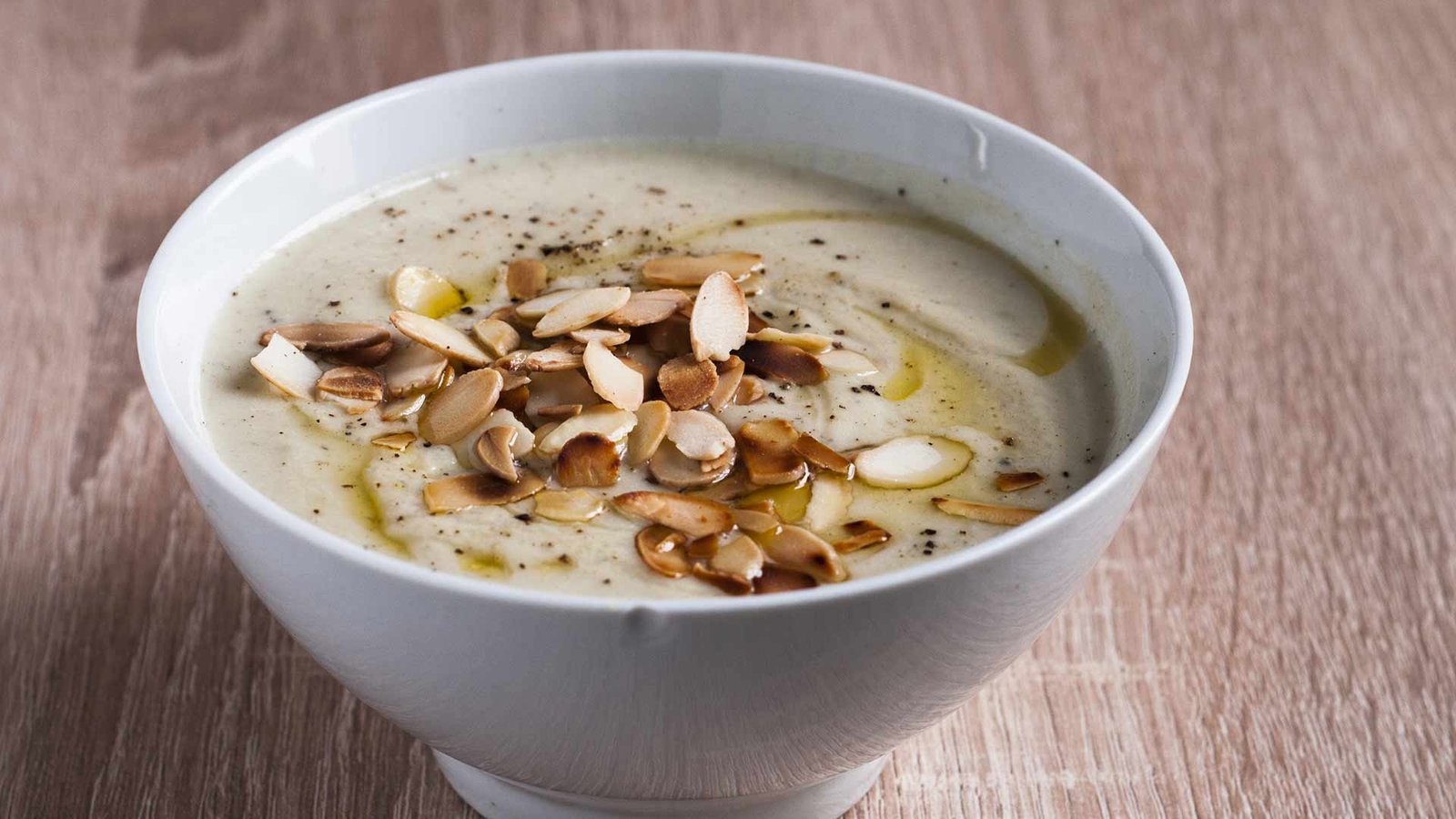 How to make Almond soup