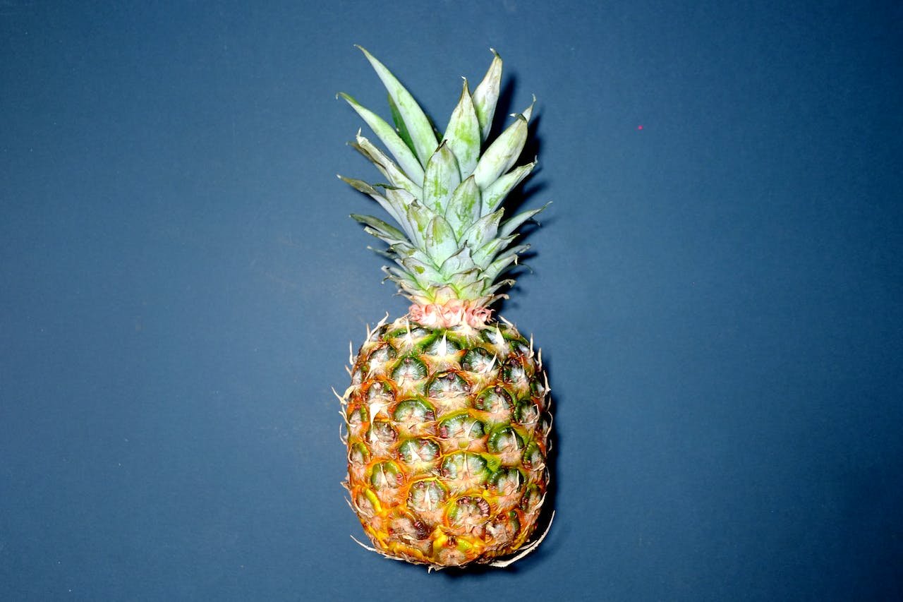 How to make Perfumed pineapple salad