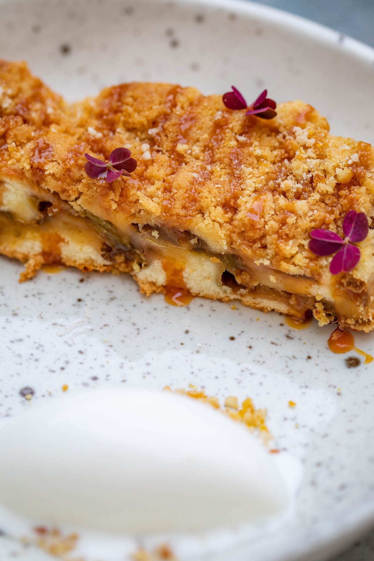 How to make Pear & ginger crumble