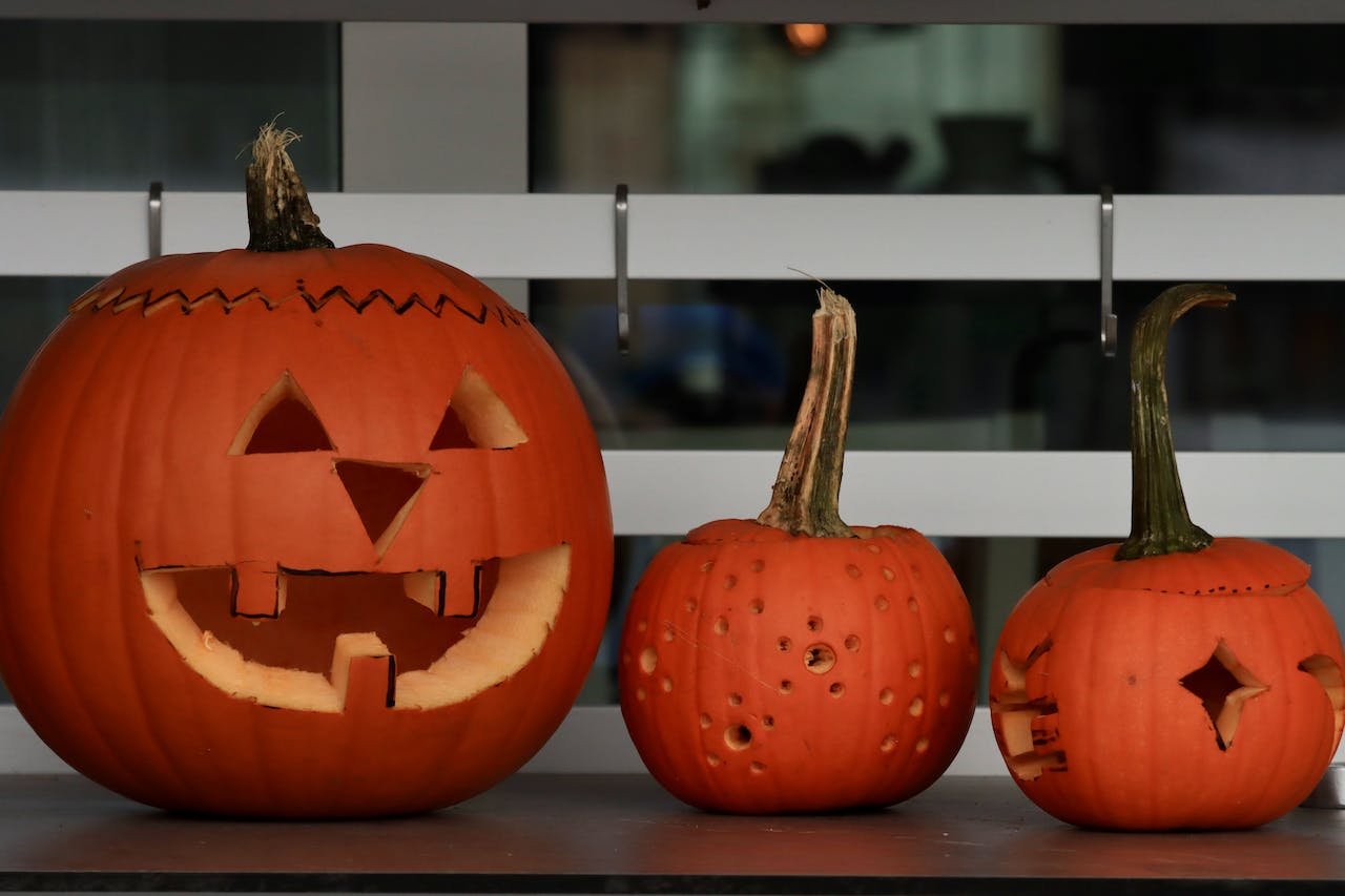 How To Carve A Scary Pumpkin