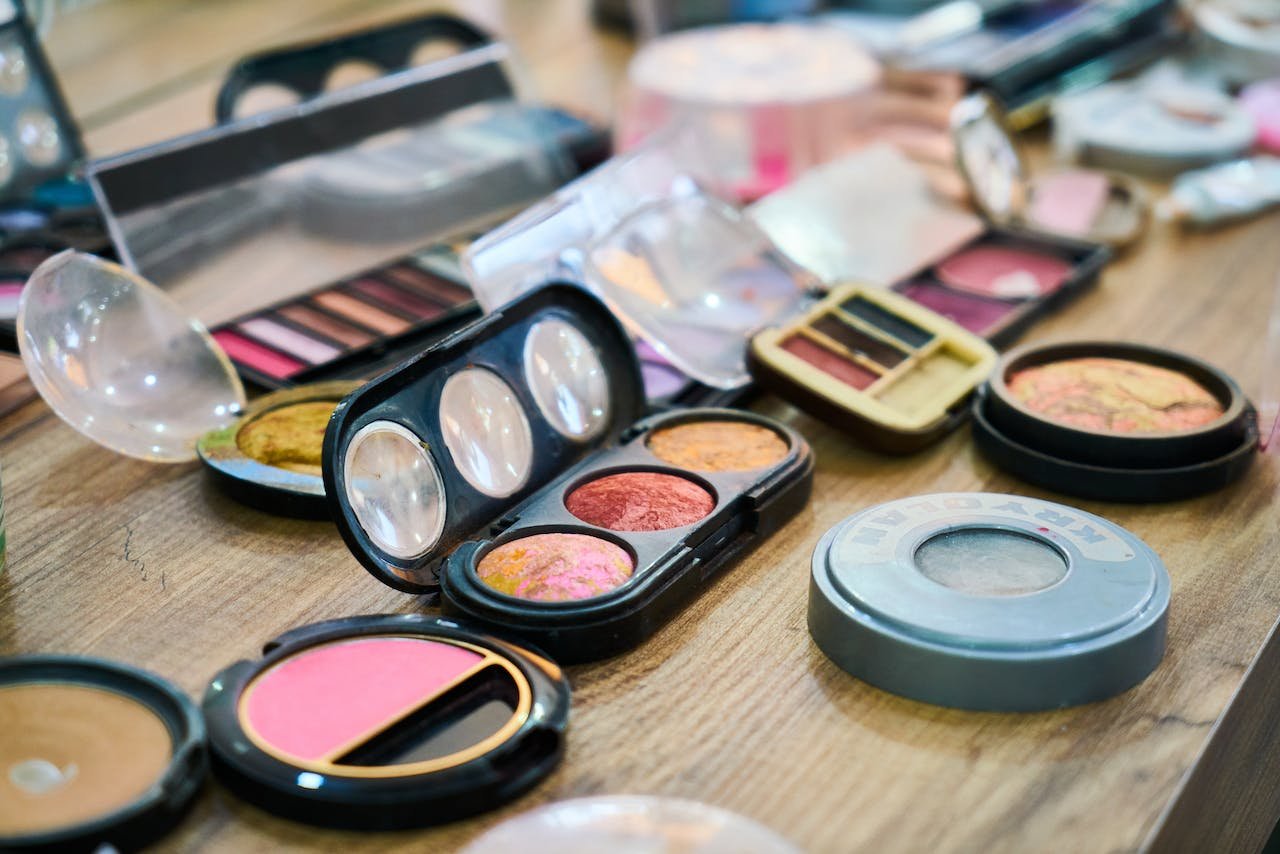 How to Build Your Makeup Collection