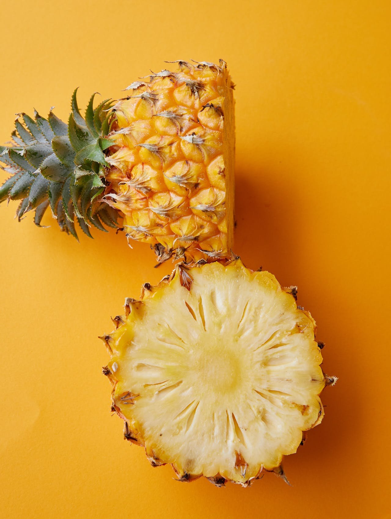 How to make Pineapple flambé