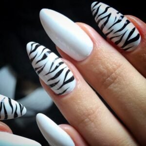 How to do zebra nail art design