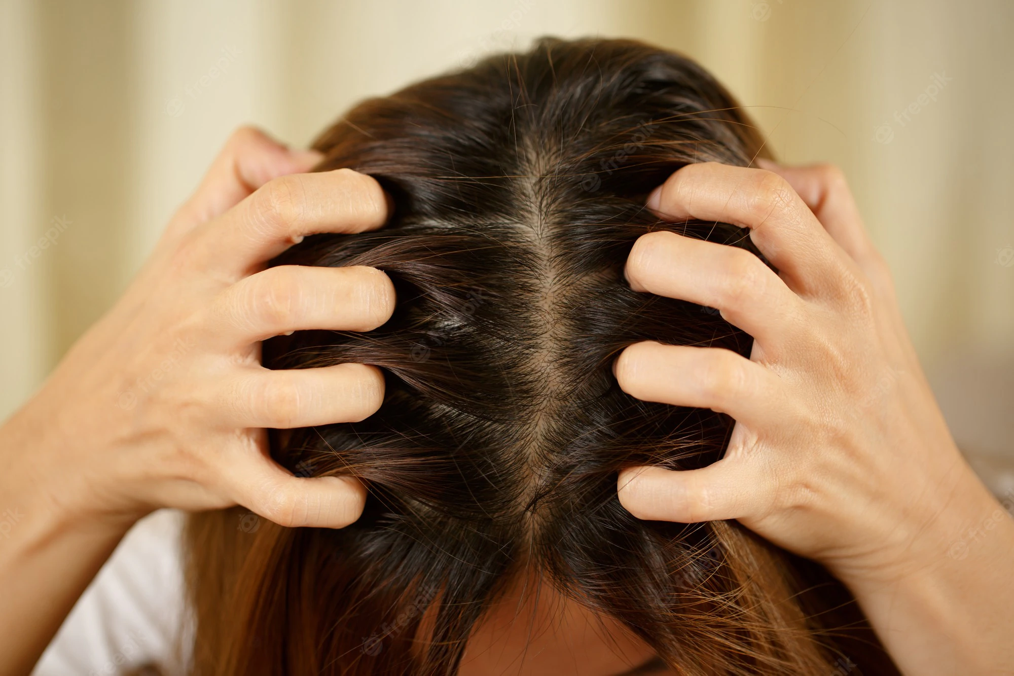 how to get sand out of hair