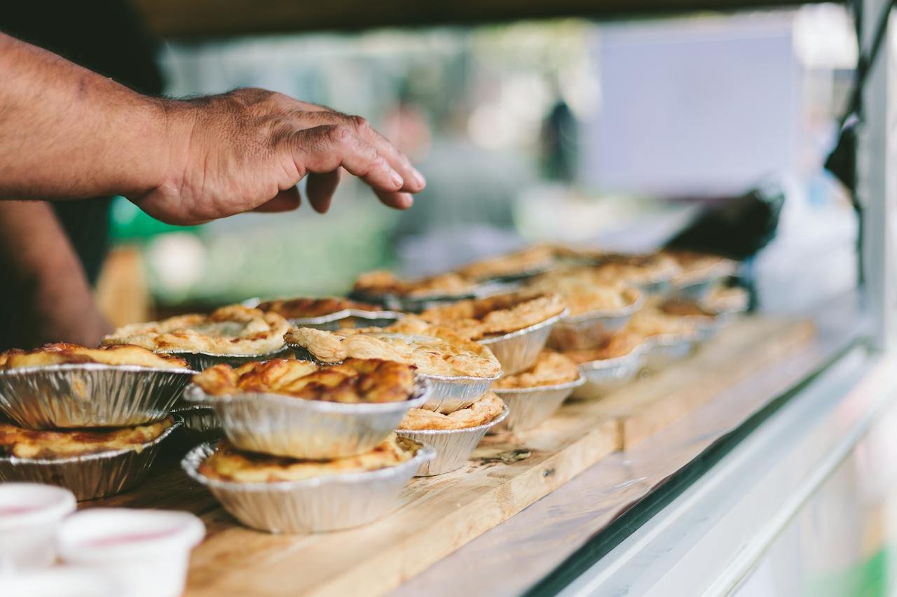 How to make Prawn pies