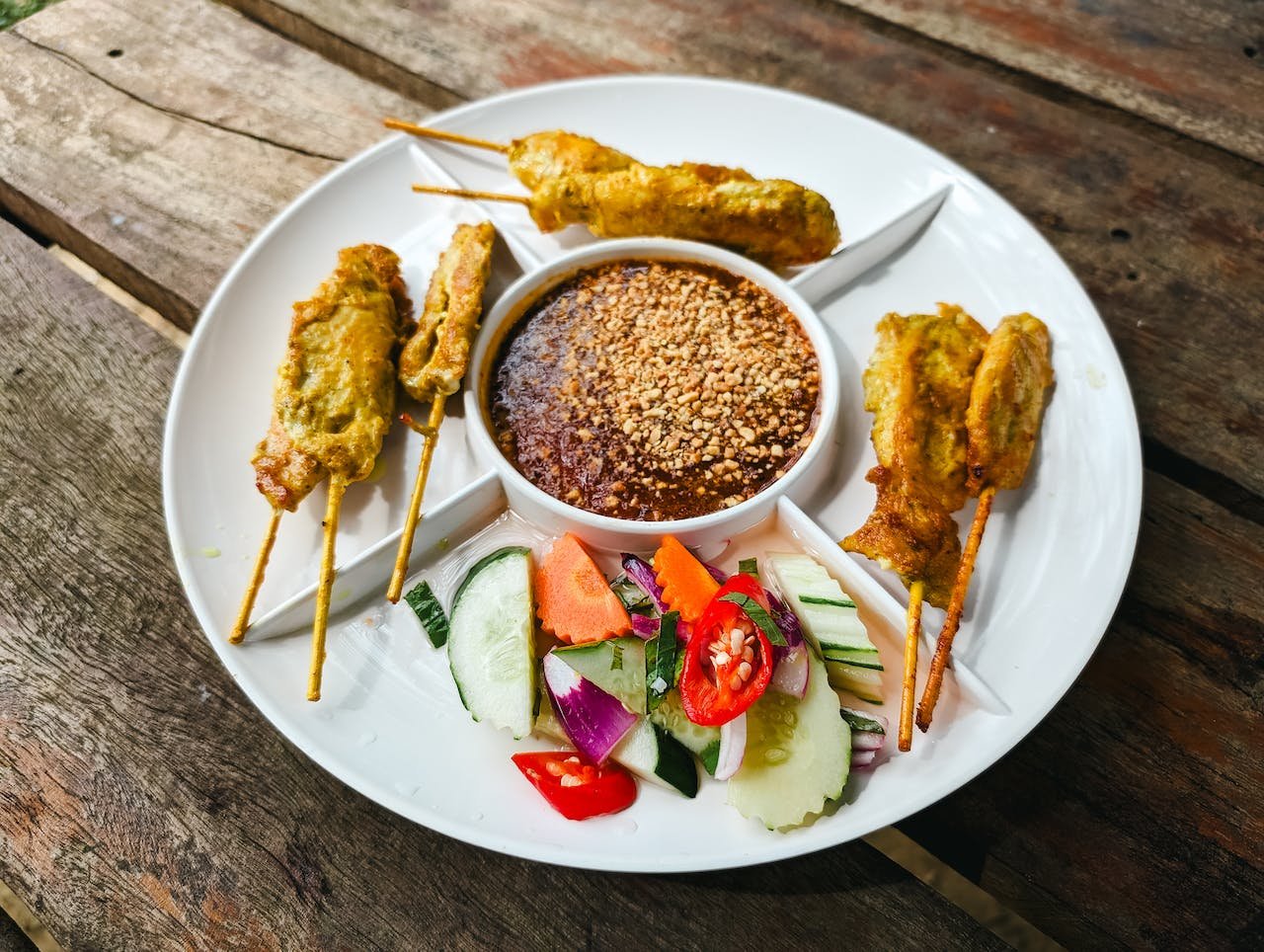 How to make Indonesian-style satay chicken