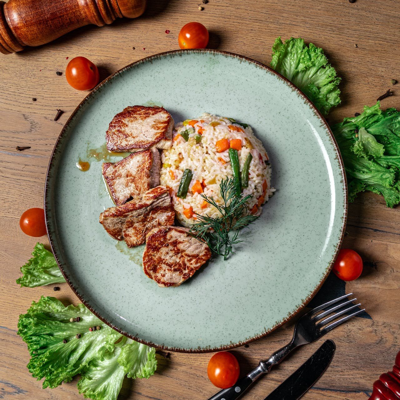 How to make Chargrilled pork fillet with apple sauce