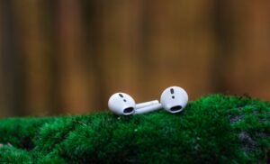 How To Clean Airpods To Maximize performance