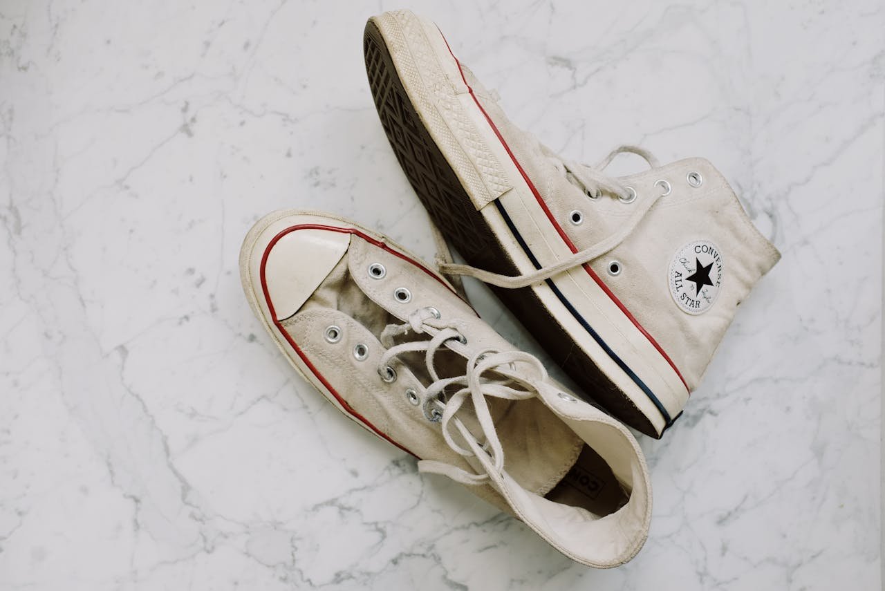 How to Clean Every kind of White Shoes